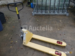 2500-kg-handpallettruck-total-source-trp0003