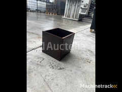 corten-flower-box-small