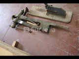 Miniaturansicht von Blacksmith's vice, metal shears