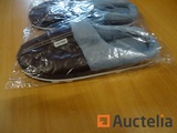 Miniaturansicht von Pair of slippers Size 42-43