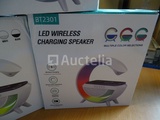 Thumbnail of 3 Wireless Radios Multicolor Charger BT2301