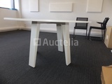 Minituur van Bureau + kledingkast + ronde tafel + 4 stoelen