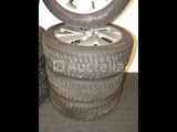 Thumbnail of 4 Winter tyres on aluminium rims Pirelli Sottozero3 - 205/50 R17