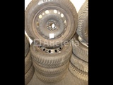 Miniaturansicht von 4 Winter tyres on Goodyear Ultragrip8 sheet metal rims - 195/60 R15