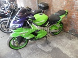Miniaturansicht von 900cc Kawasaki ZX-9R Ninja Motorcycle(VIN: JKAZX900EEA012683)
