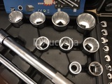 Thumbnail of 16 piece heavy socket set with telescopic ratchet and 3 extensions