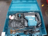 Minituur van Makita HR4013C-AVT Hakselaar