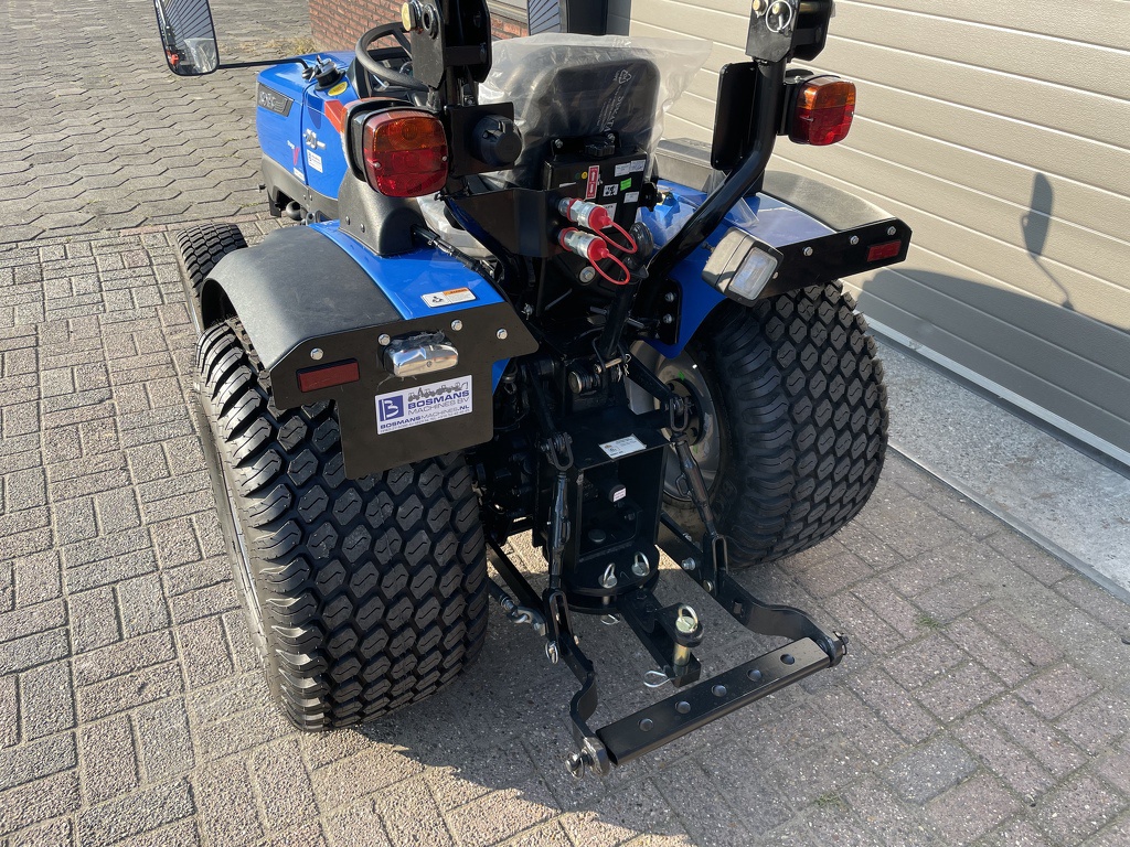 Solis 20 4WD (18.5 PK mitsubishi) minitractor NIEUW gazonbanden