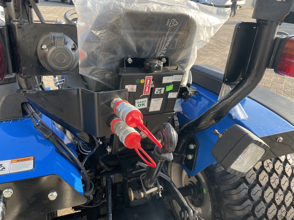 Solis 20 4WD (18.5 PK mitsubishi) minitractor NIEUW gazonbanden