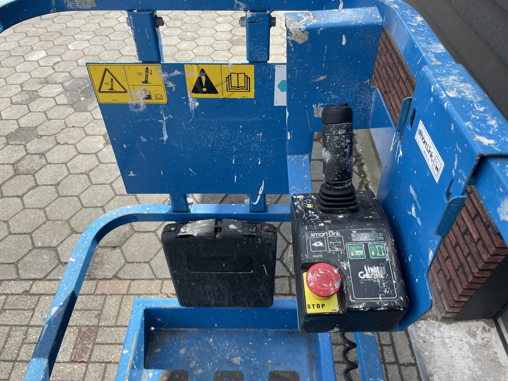 TE HUUR Genie GS-1932 schaarhoogwerker accu 7.8 m