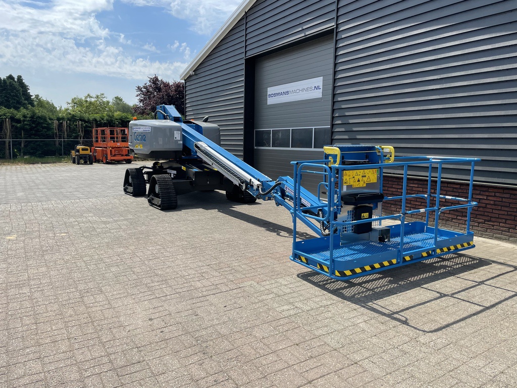 TE HUUR: GENIE S-45 S45 TRAX  telescoop hoogwerker diesel 15.72m