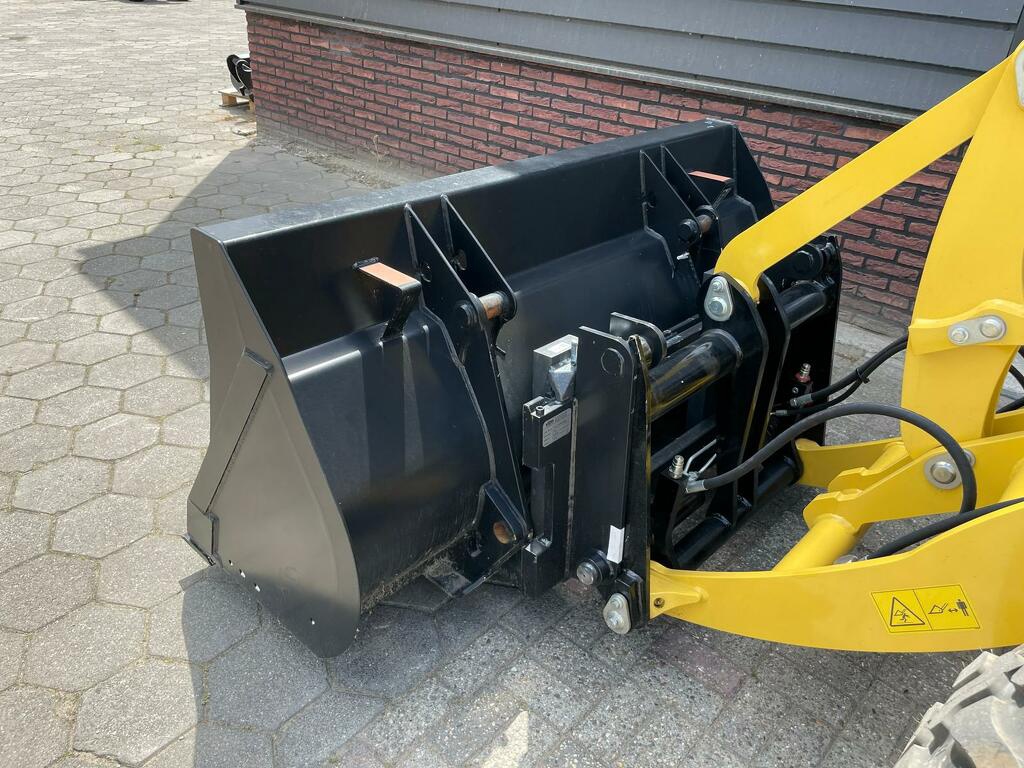 TE HUUR Yanmar V80 wiellader 5T