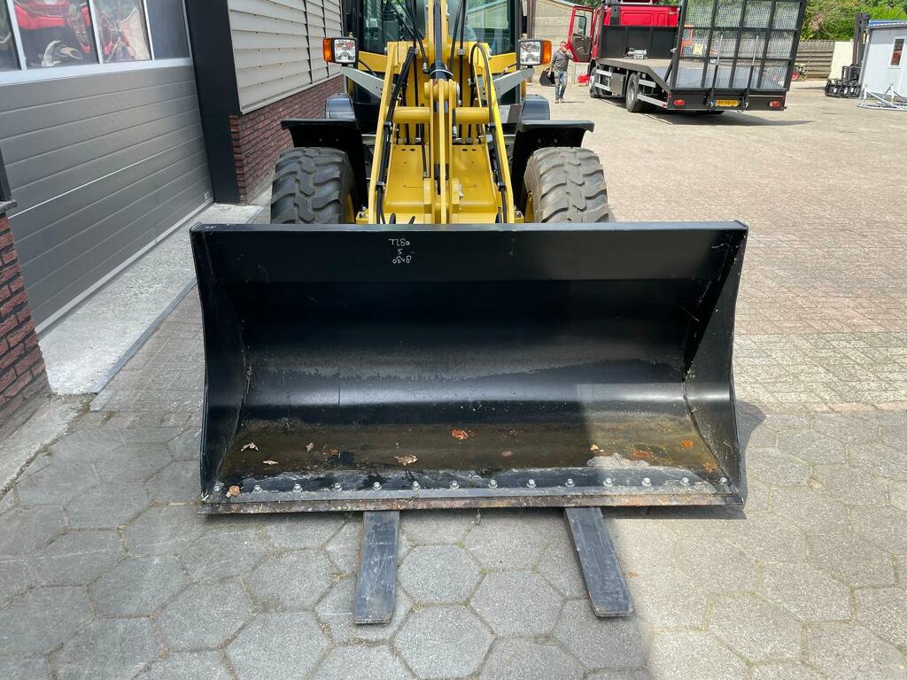 TE HUUR Yanmar V80 wiellader 5T