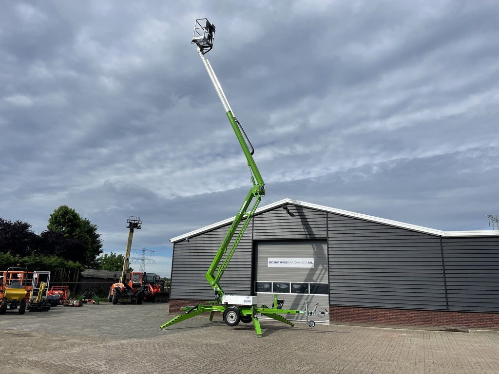TE HUUR: Nifty 170 HE aanhangerhoogwerker / hoogwerker