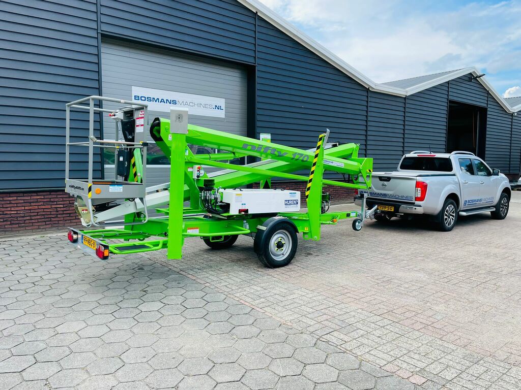 TE HUUR: Nifty 170 HE aanhangerhoogwerker / hoogwerker