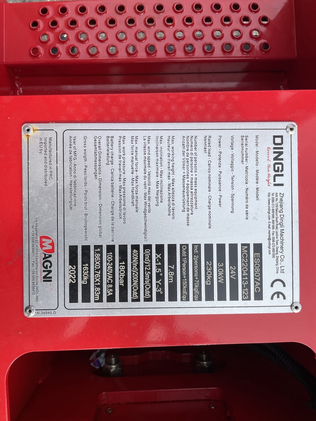 Magni ES0807 AC schaarhoogwerker NIEUW €165 LEASE