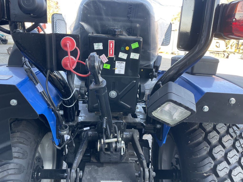 Solis 20 minitractor NIEUW (18.5 PK mitsubishi) incl gazonbanden