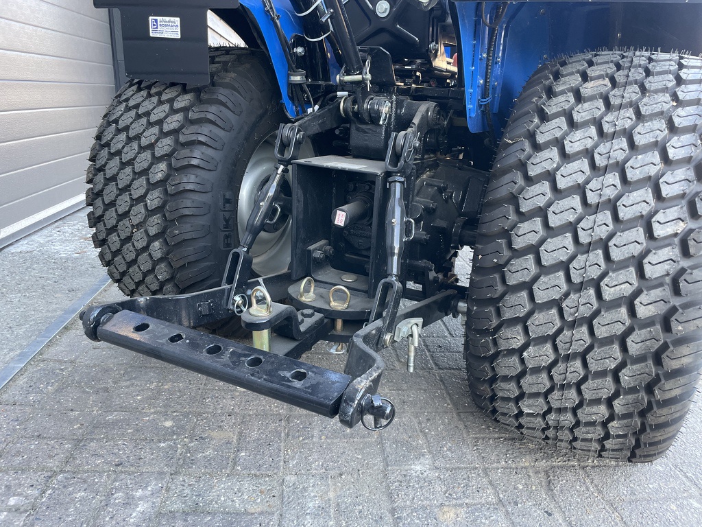 Solis 20 minitractor NIEUW (18.5 PK mitsubishi) incl gazonbanden