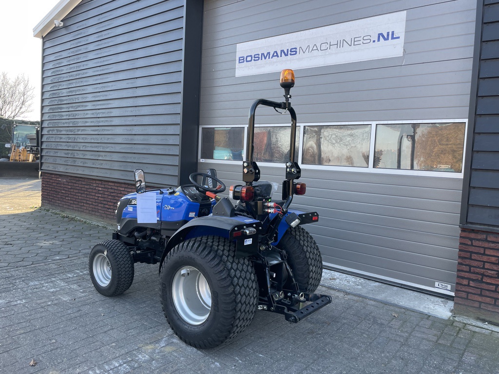 Solis 20 minitractor NIEUW (18.5 PK mitsubishi) incl gazonbanden