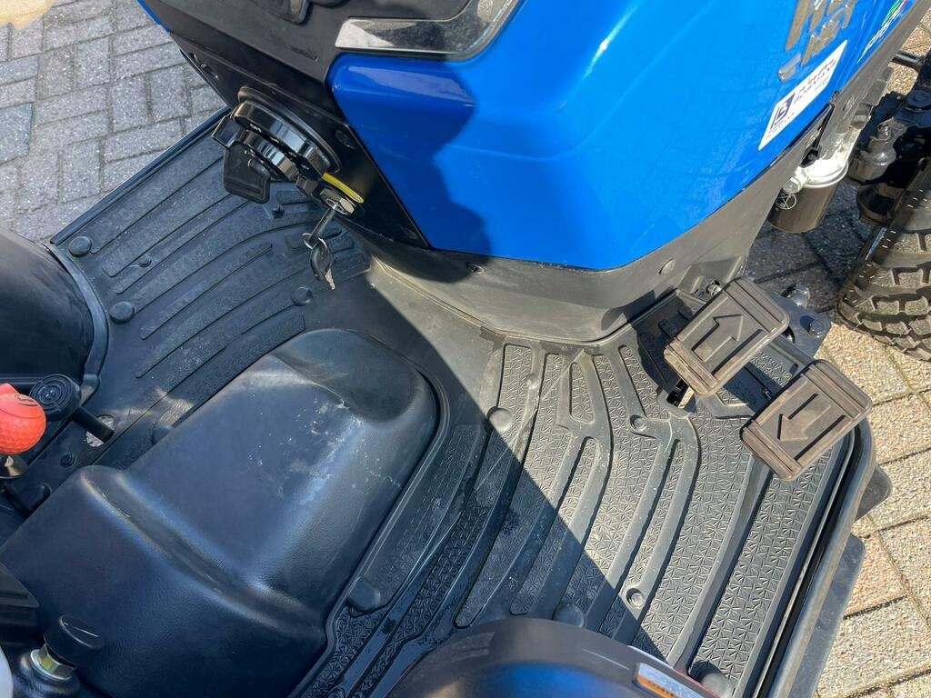 Solis 26 HST minitractor NIEUW multi-use banden - 5 jaar garantie