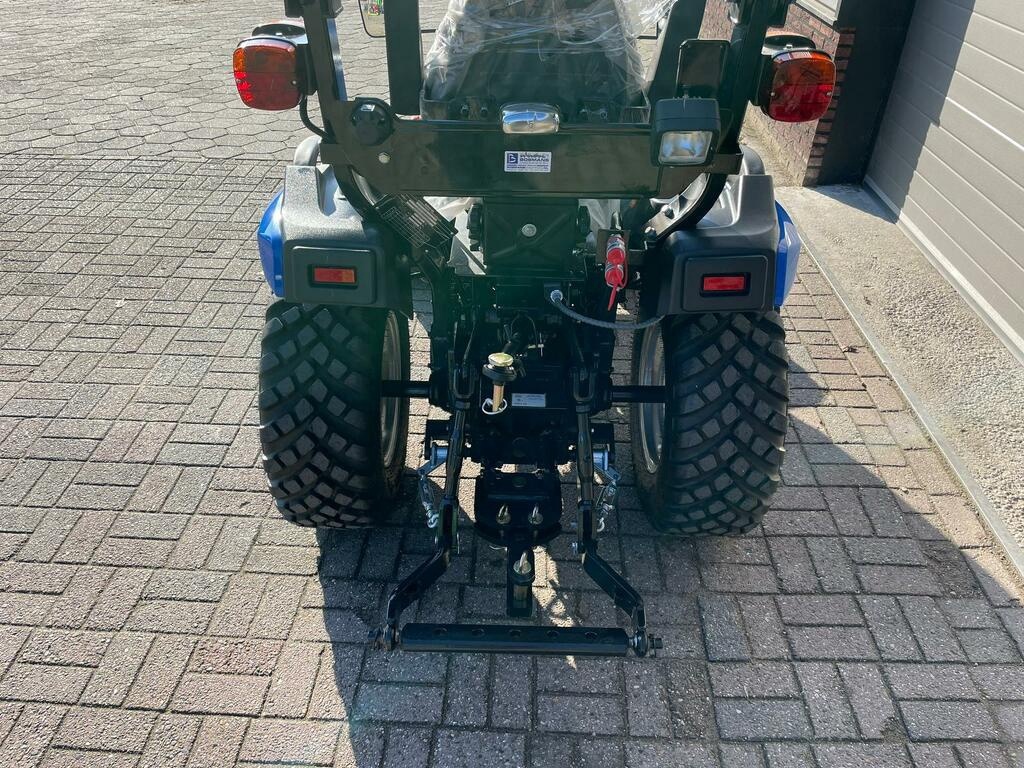 Solis 26 HST minitractor NIEUW multi-use banden - 5 jaar garantie