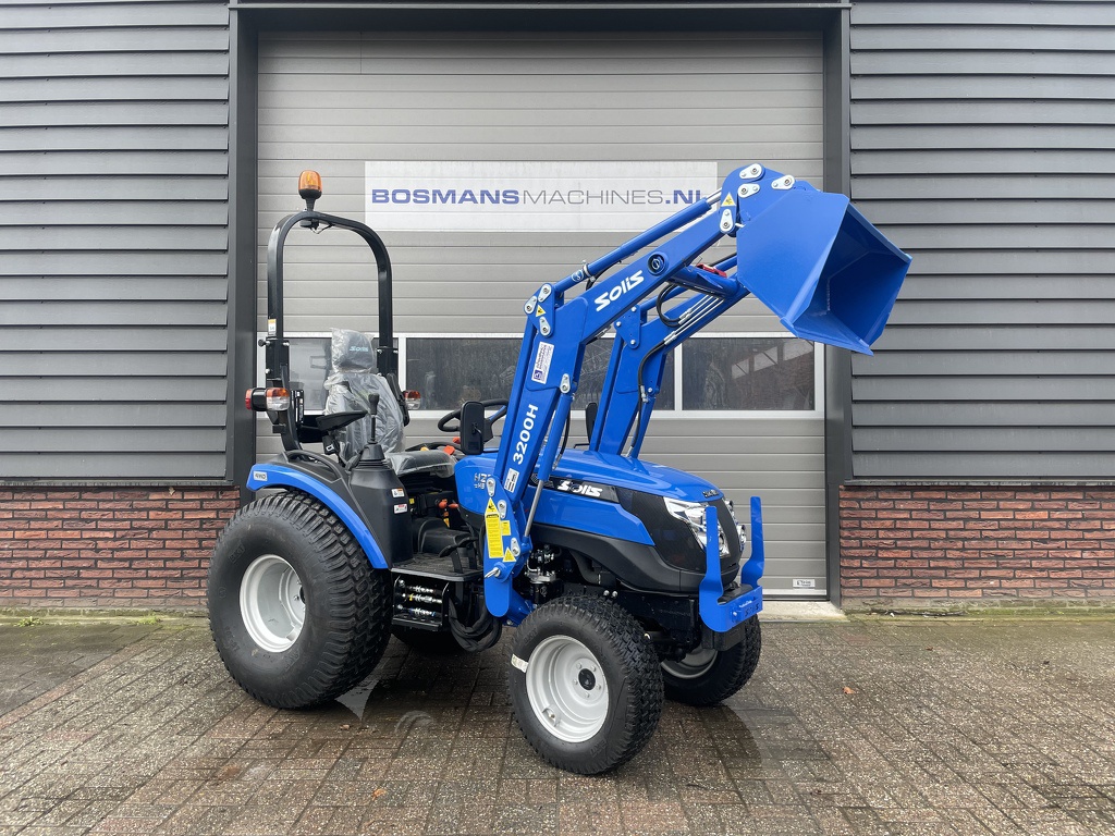 Solis 26 HST minitractor NIEUW met frontlader €245 LEASE