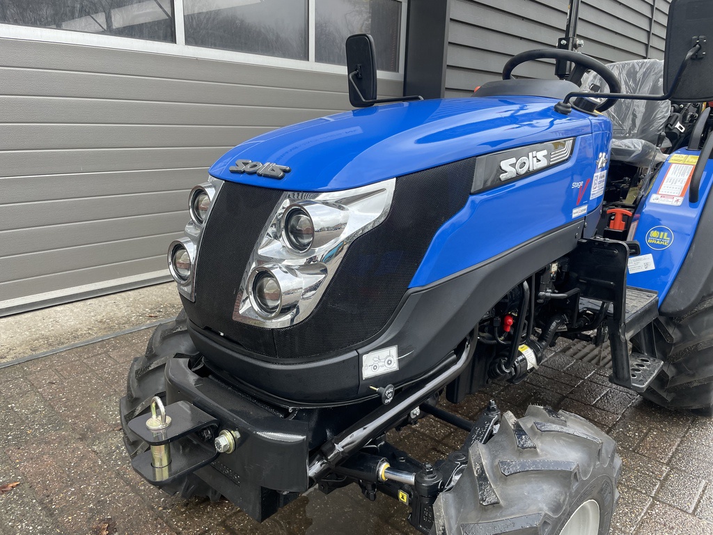 Solis 26 minitractor NIEUW brede landbouwbanden