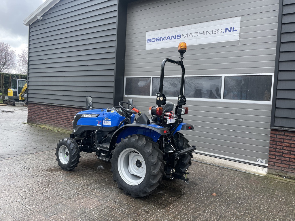 Solis 26 minitractor NIEUW brede landbouwbanden