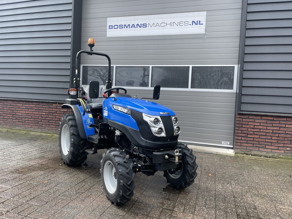 Solis 26 minitractor NIEUW brede landbouwbanden