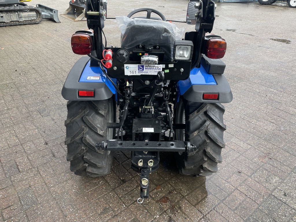 Solis 26 minitractor NIEUW brede landbouwbanden