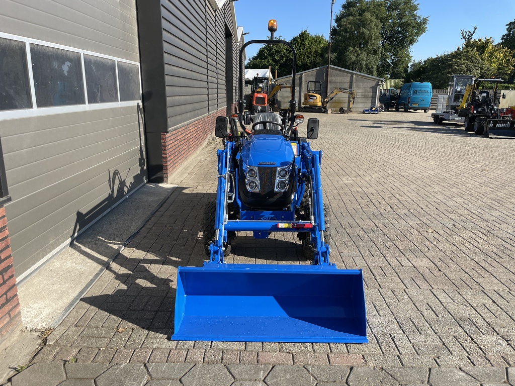 Solis 26 minitractor NIEUW + frontlader