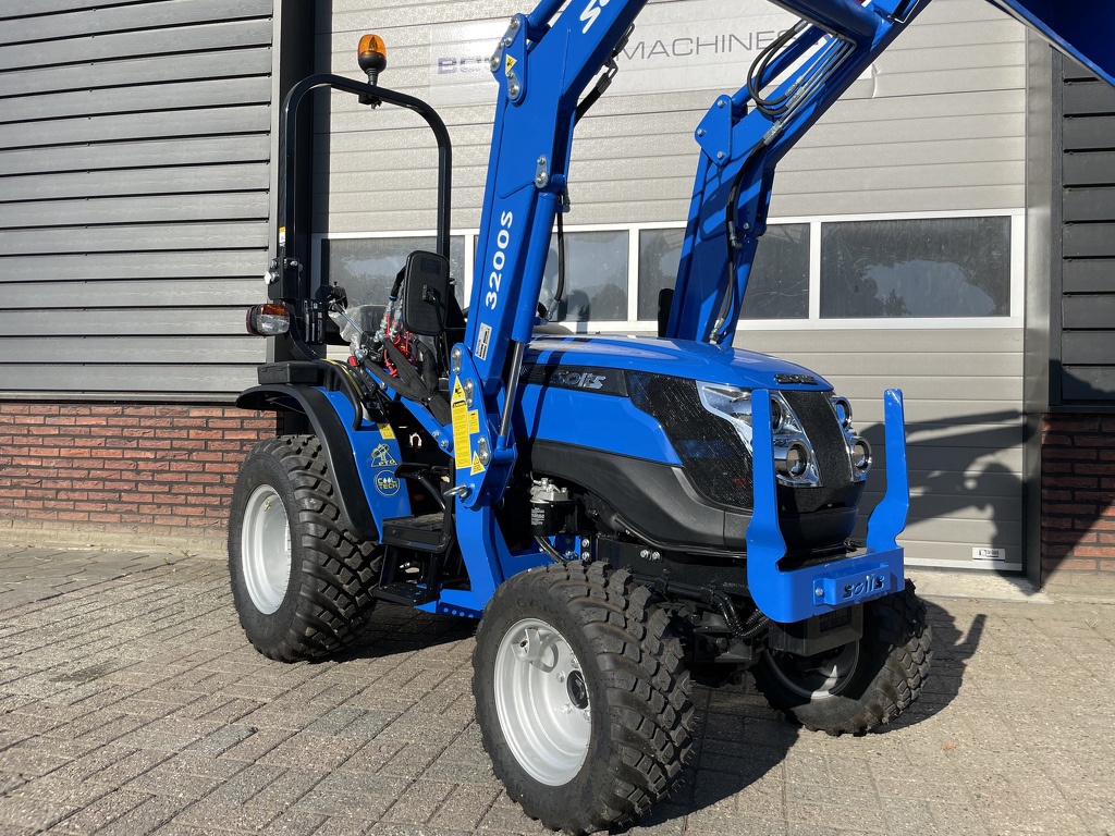 Solis 26 minitractor NIEUW + frontlader