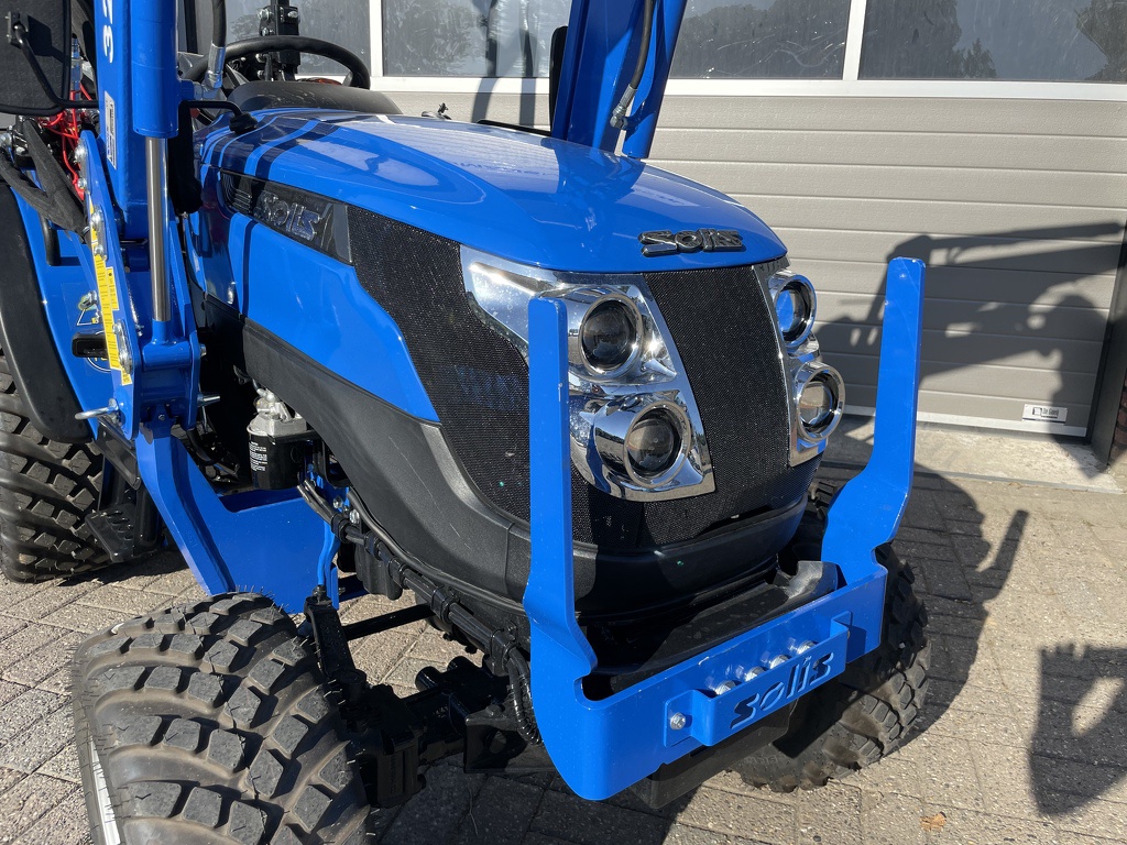 Solis 26 minitractor NIEUW + frontlader