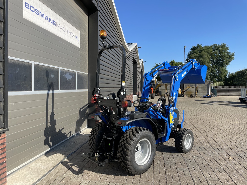Solis 26 minitractor NIEUW + frontlader