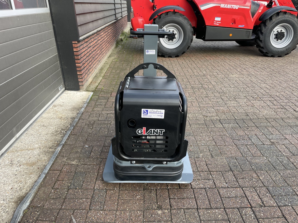Giant GPR6785D trilplaat NIEUW 485 kg diesel €302 LEASE
