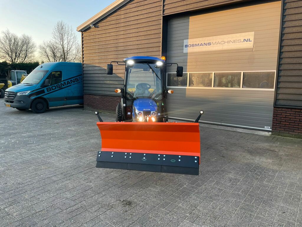 Solis 26 HST minitractor CABINE (optie zoustrooier, sneeuwschuif)