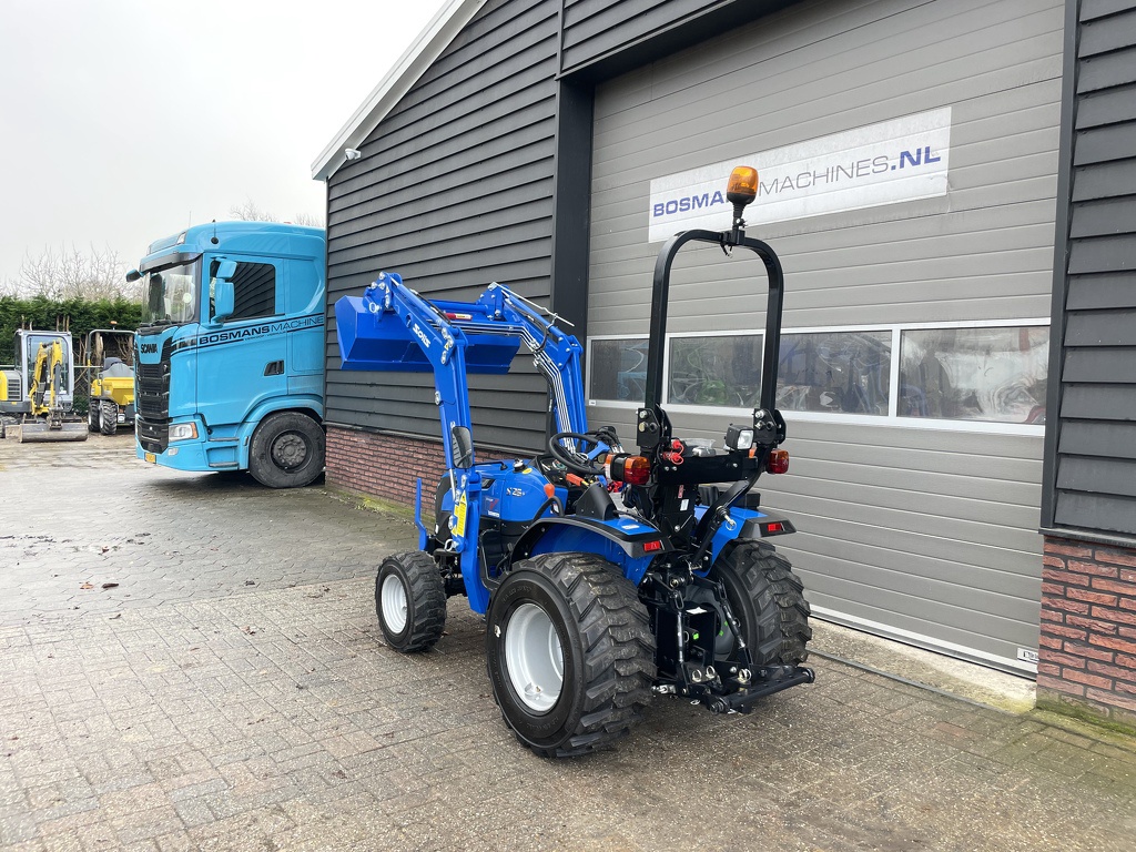 Solis S26 + minitractor met frontlader NIEUW 5 jaar GARANTIE