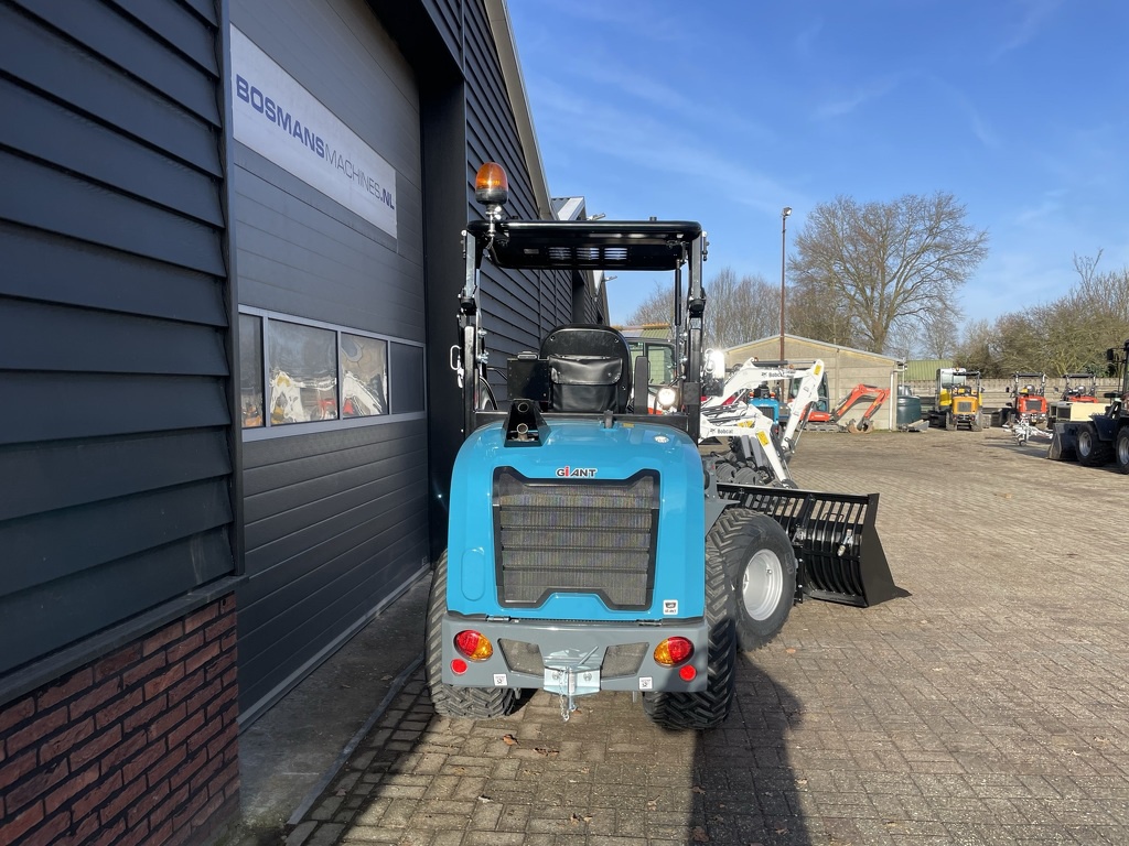 TE HUUR Giant G2700 HD X-TRA minishovel 2.7 T