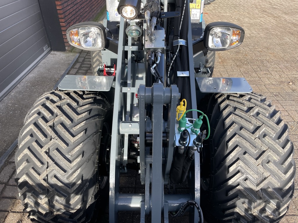 TE HUUR Giant G2700 HD X-TRA minishovel 2.7 T