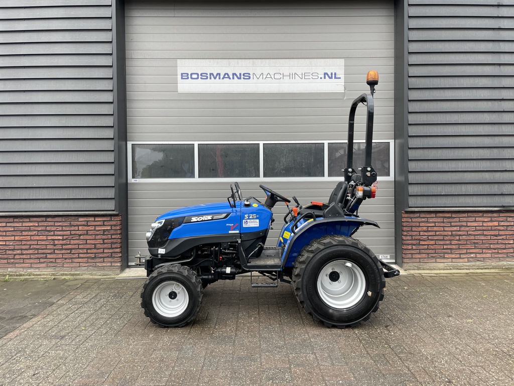 Solis 26 + minitractor NIEUW industriebanden 5 jaar GARANTIE