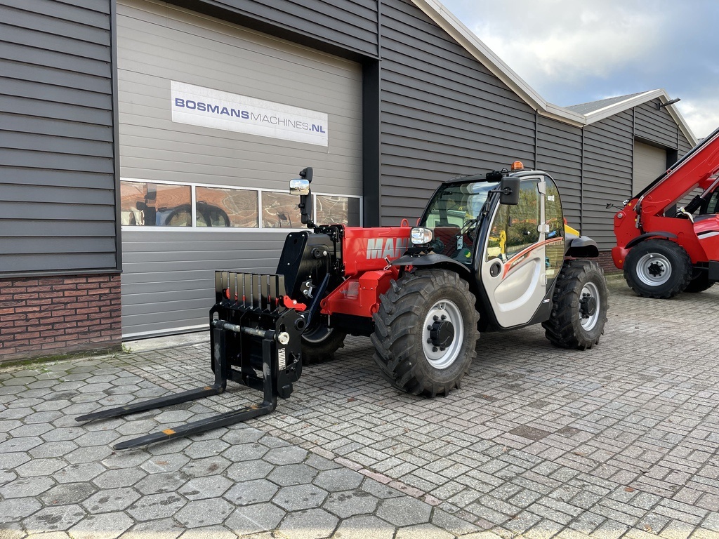 TE HUUR Manitou MT930 verreiker 9 M 3000 kg