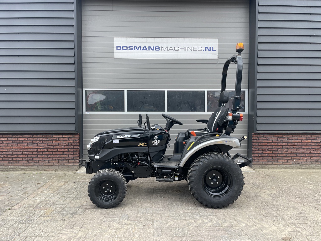 Solis 26 HST minitractor BLACK edition - garden pro NIEUW