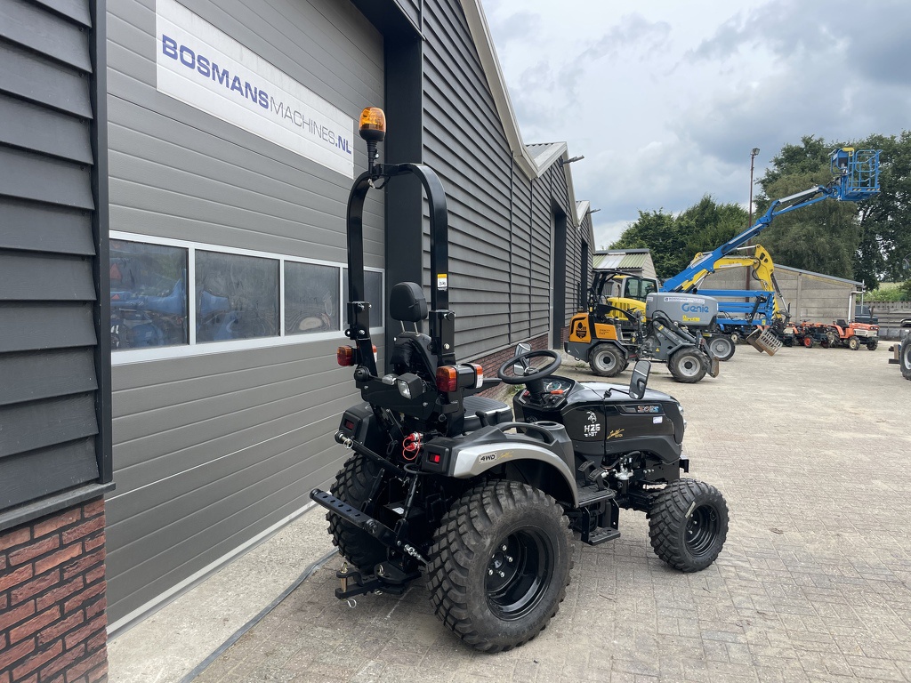 Solis 26 HST minitractor BLACK edition - garden pro NIEUW