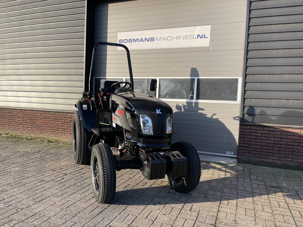 Knegt 404 BLACK edition 4WD 40 PK compact tractor NIEUW