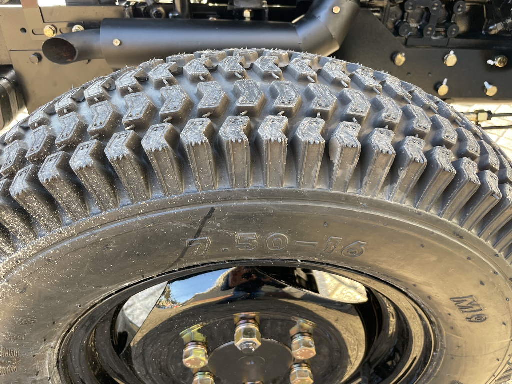 Knegt 404 BLACK edition 4WD 40 PK compact tractor NIEUW