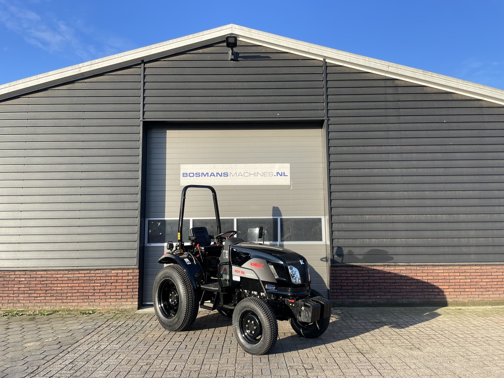 Knegt 404 BLACK edition 4WD 40 PK compact tractor NIEUW