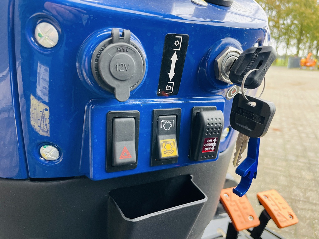 Farmtrac FT26 HST minitractor NIEUW galaxy banden