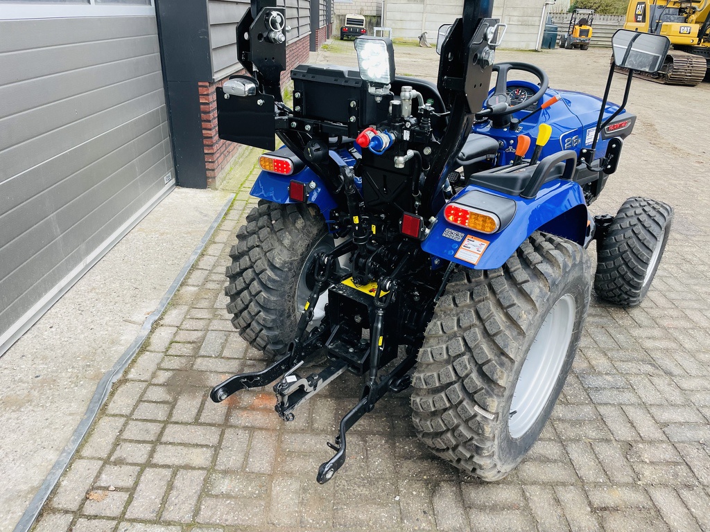 Farmtrac FT26 HST minitractor NIEUW galaxy banden