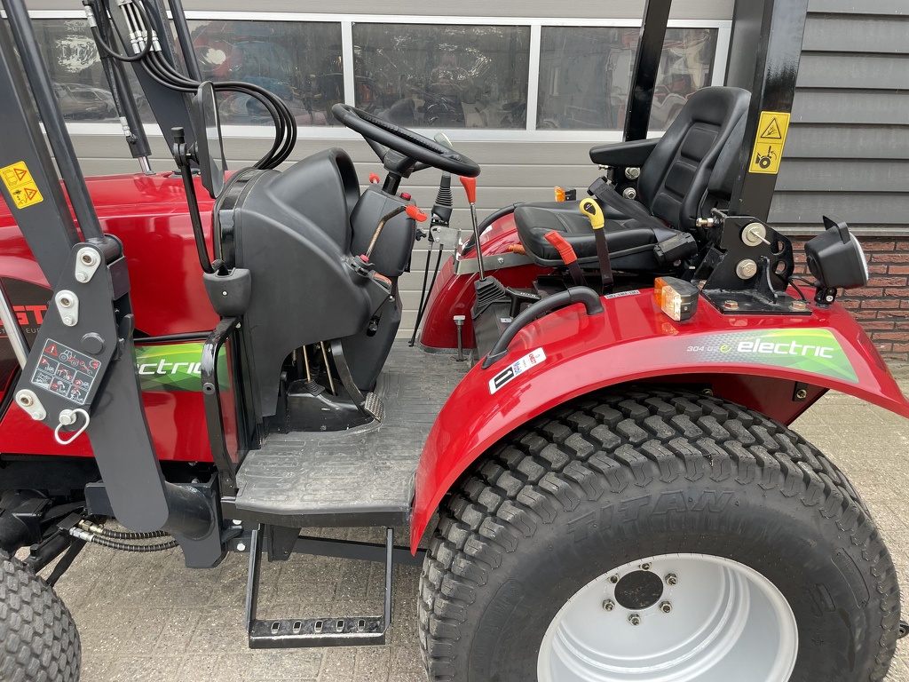 Knegt 304G2E minitractor ELECTRISCH 45PK optie frontlader