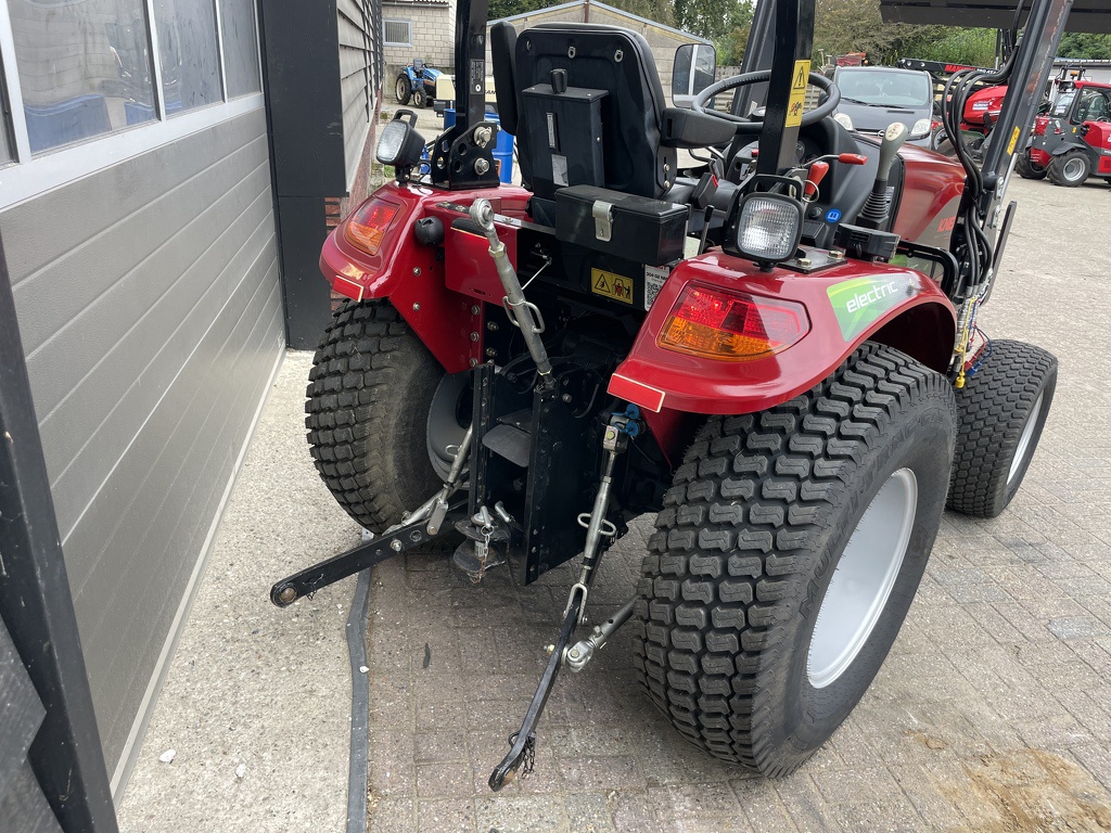 Knegt 304G2E minitractor ELECTRISCH 45PK optie frontlader